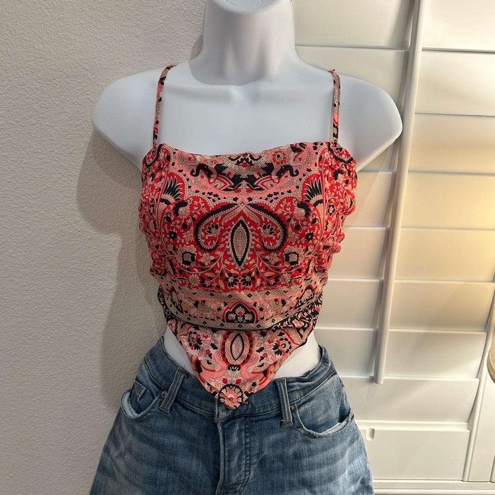 Lulus handkerchief top size L.